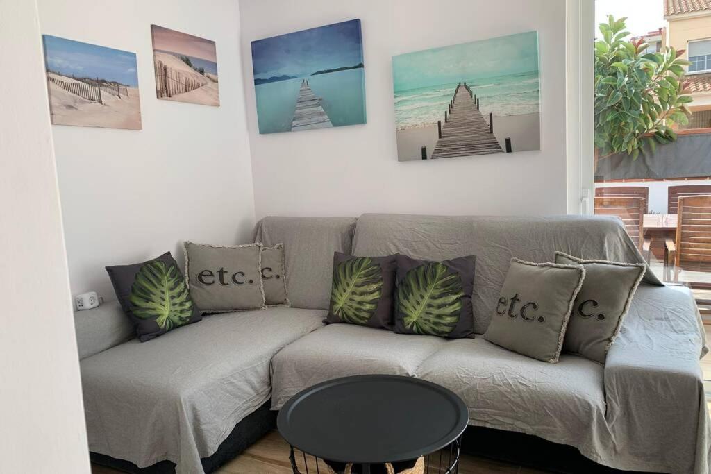 Lovely House Near The Beach กาลาเฟลล์ ภายนอก รูปภาพ